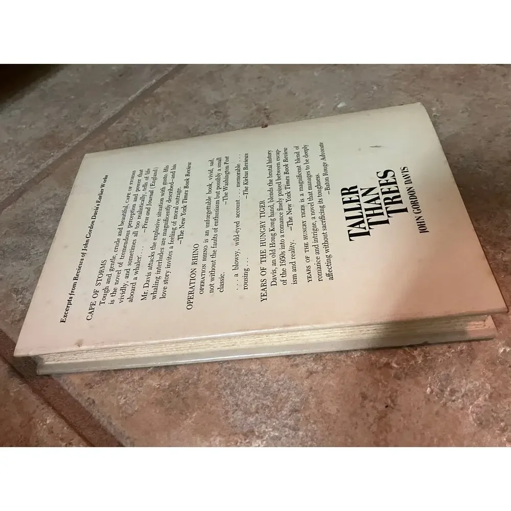 TALLER THAN TREES John Gordon Davis HC DJFirst American‎ Edition 1975